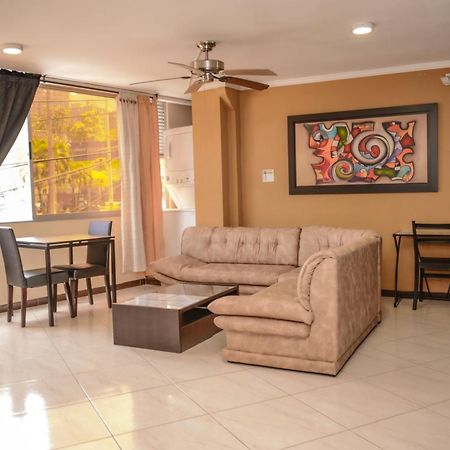 Calle 10 Suites Медельїн Екстер'єр фото