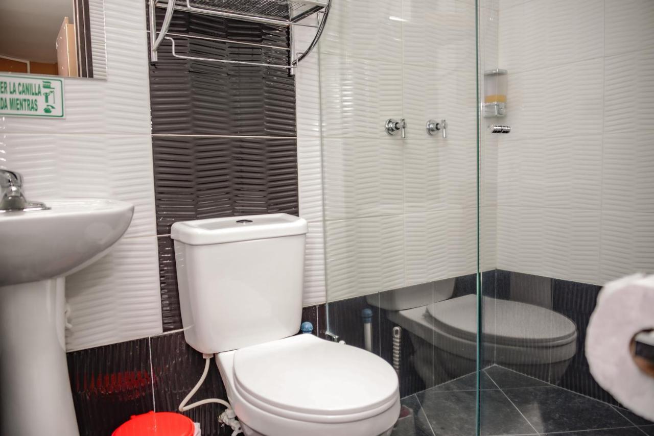 Calle 10 Suites Медельїн Екстер'єр фото