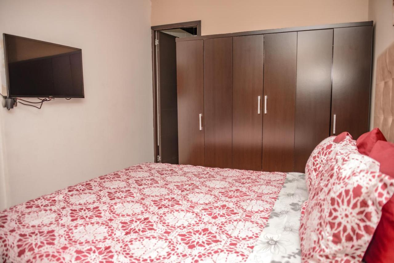 Calle 10 Suites Медельїн Екстер'єр фото