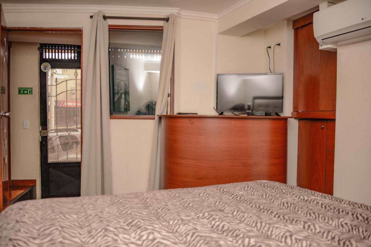 Calle 10 Suites Медельїн Екстер'єр фото