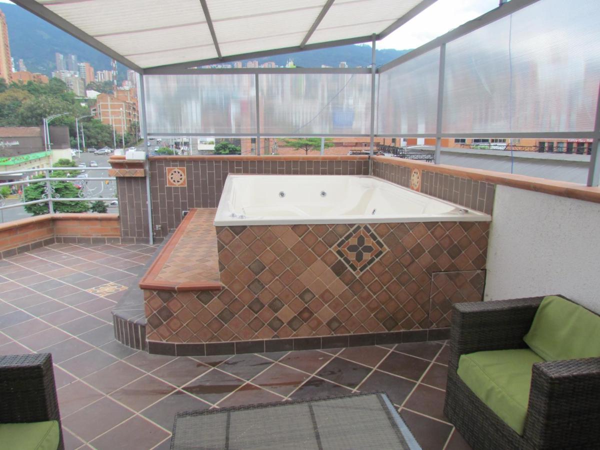 Calle 10 Suites Медельїн Екстер'єр фото